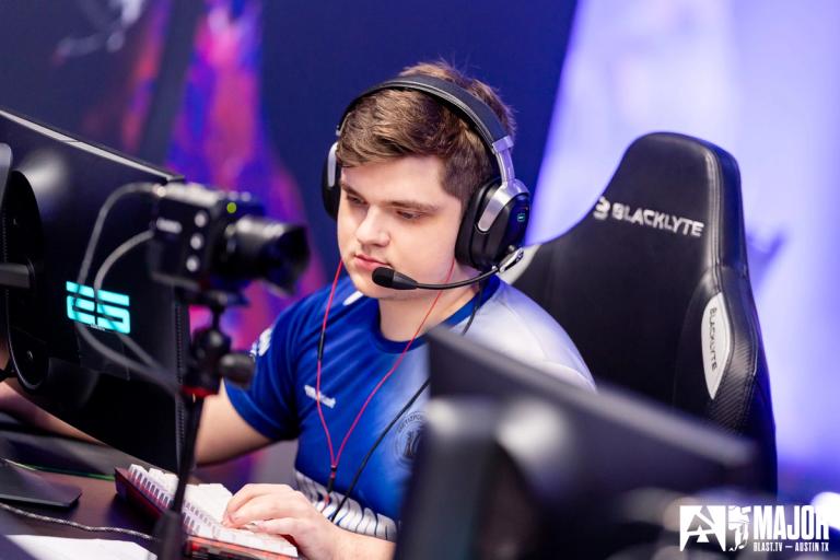 CS analyst and commentator Pimp tells his story in the new documentary series Away From Keyboard 