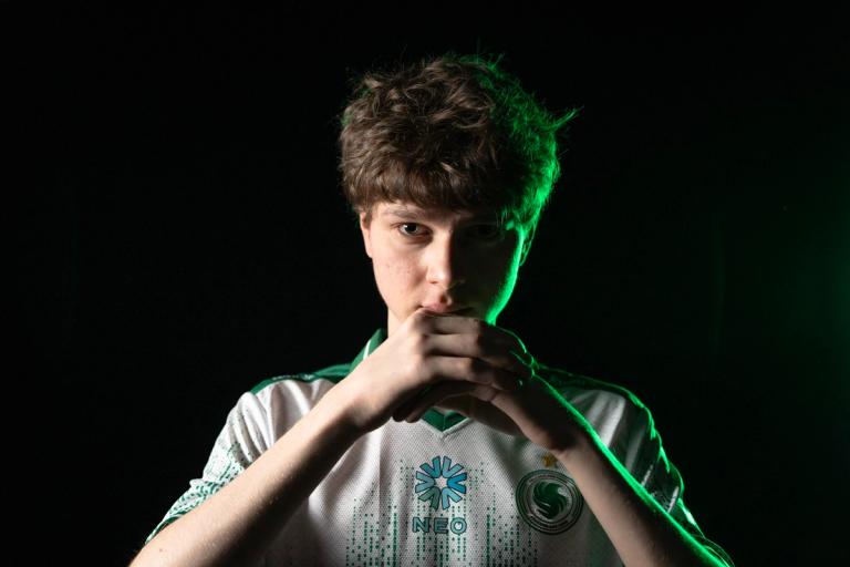 CS analyst and commentator Pimp tells his story in the new documentary series Away From Keyboard 