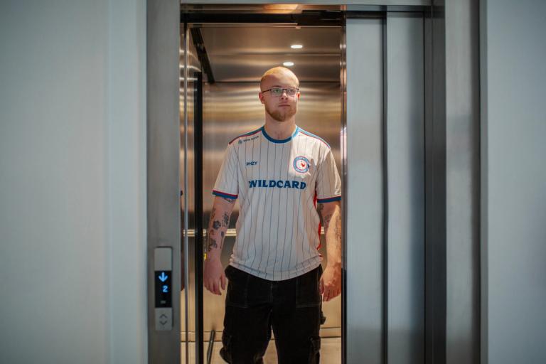 CS analyst and commentator Pimp tells his story in the new documentary series Away From Keyboard 