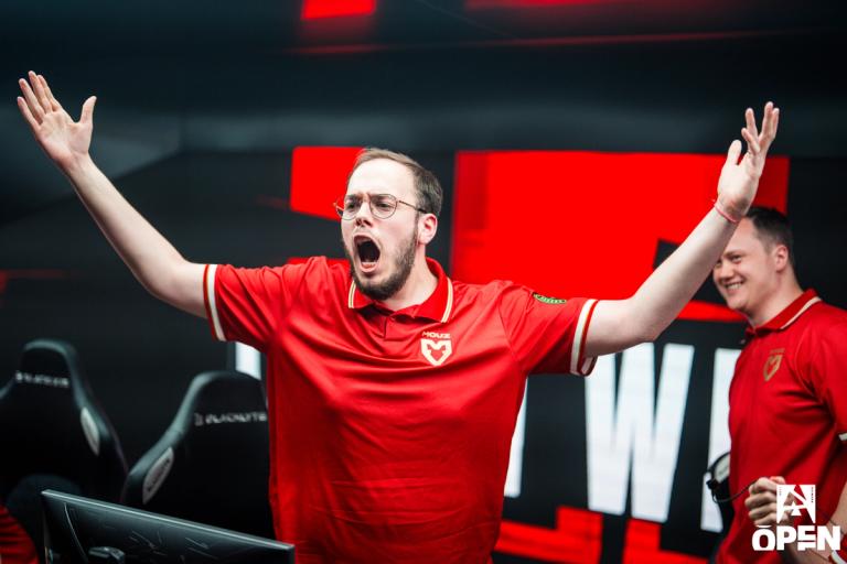 CS analyst and commentator Pimp tells his story in the new documentary series Away From Keyboard