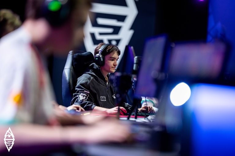 CS analyst and commentator Pimp tells his story in the new documentary series Away From Keyboard 