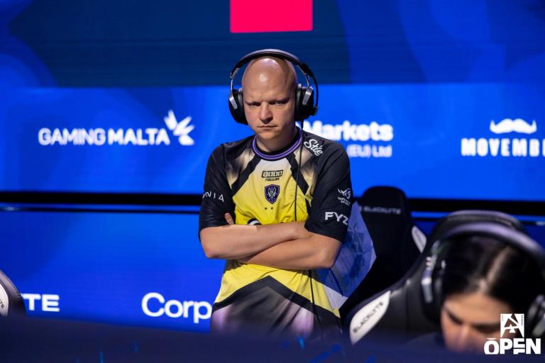 CS analyst and commentator Pimp tells his story in the new documentary series Away From Keyboard 
