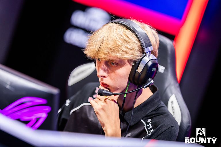 CS analyst and commentator Pimp tells his story in the new documentary series Away From Keyboard 