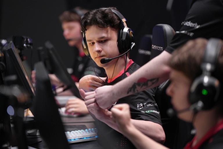 CS analyst and commentator Pimp tells his story in the new documentary series Away From Keyboard 
