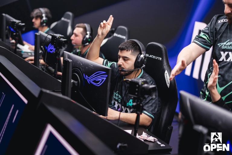 CS analyst and commentator Pimp tells his story in the new documentary series Away From Keyboard