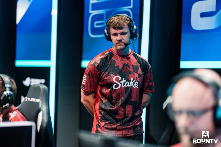 CS analyst and commentator Pimp tells his story in the new documentary series Away From Keyboard