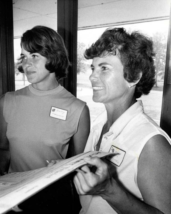 1973 Mary Ann Rathmell Morrison with Betty Ferguson