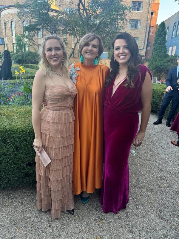 Mark's daughters & wife - Hallie Brooks Johnson (left), Cynthia, Lyndsay Brooks Krengel ( right)