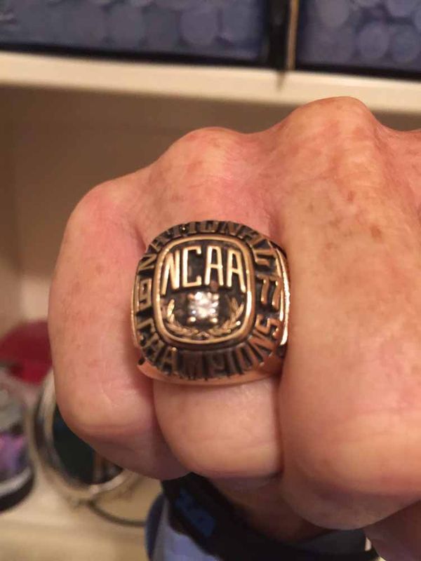 1977 University of Houston NCAA National Championship ring