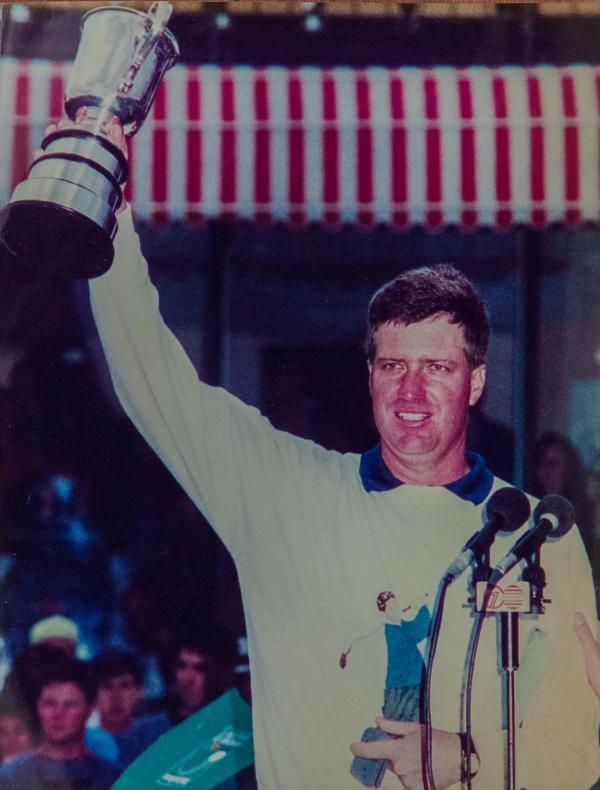 Student and Fellow TXGHOF member, Steve Elkington