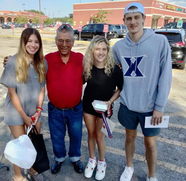 Homero Blancas and Grandchildren