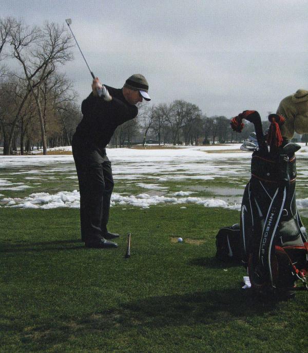 ROCC - Justin Leonard Practices in Snow 