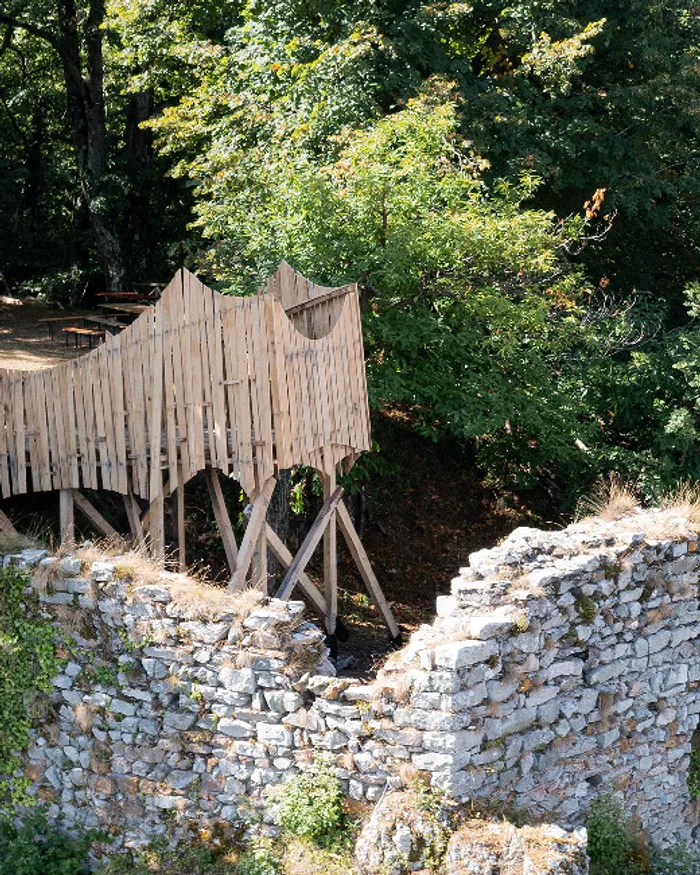 archibuse construction pont scénographie