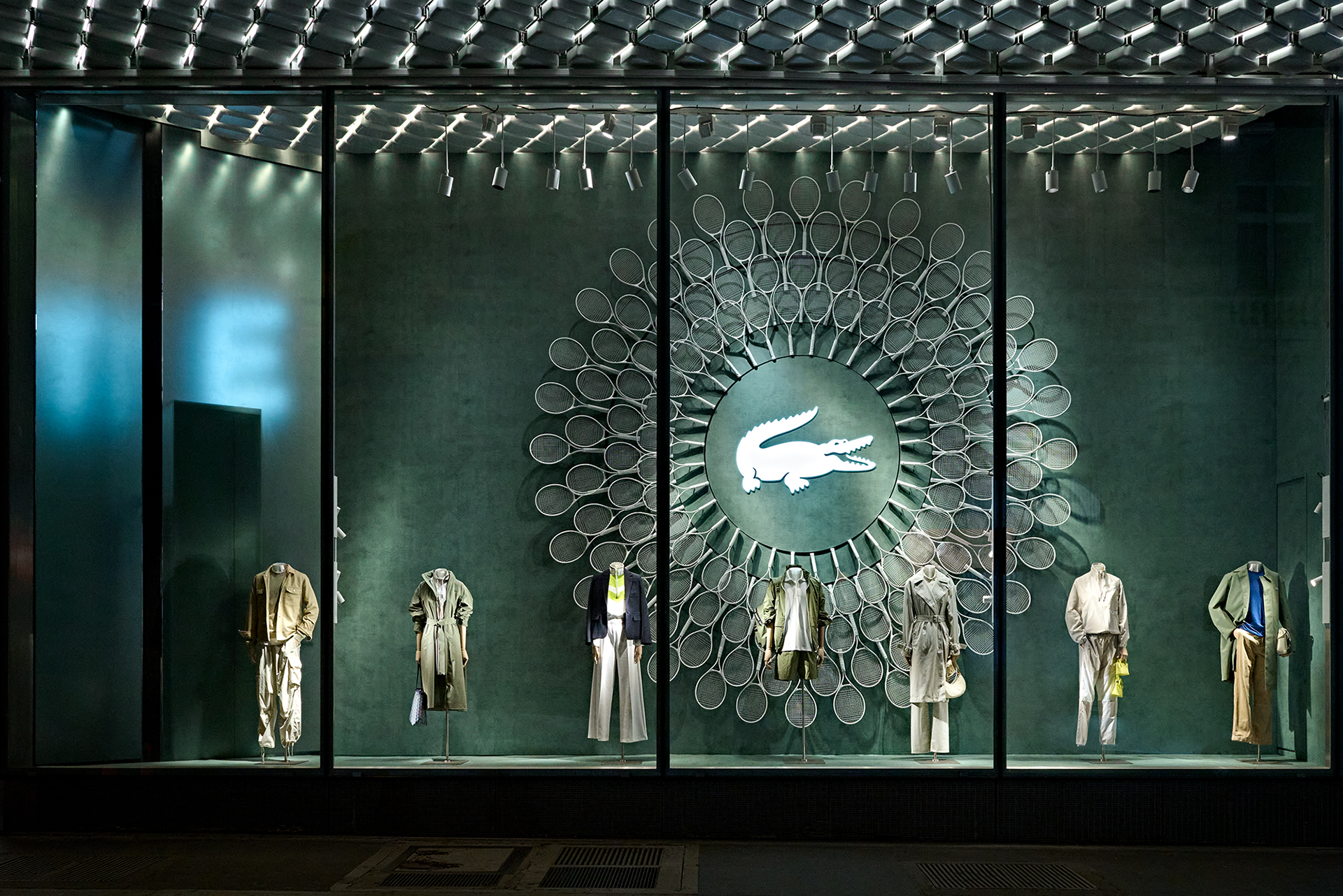 Architecture commerciale – Lacoste, design intérieur & vitrine