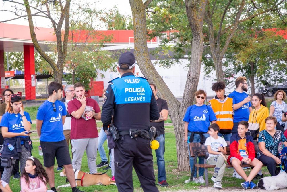 Formacion de perro policia 22-09-2019