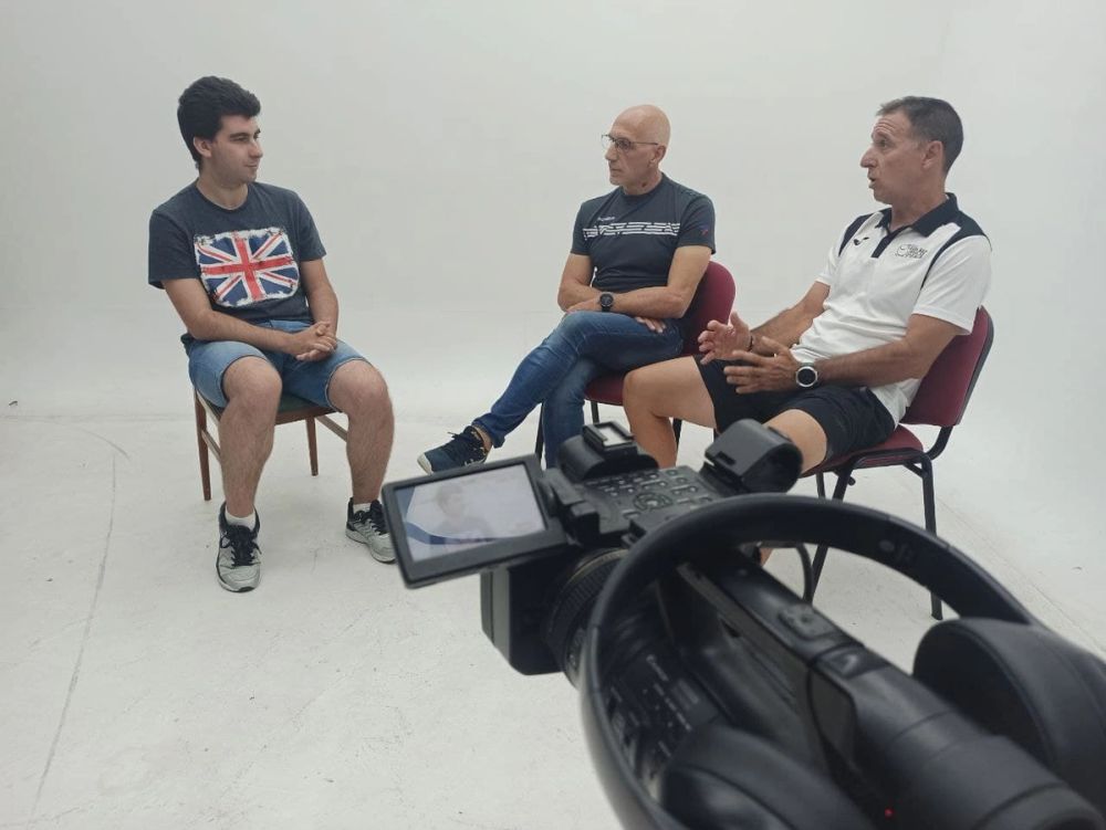 Grabando programa "Las entrevistas de Leganes" en el plato TVL 2021