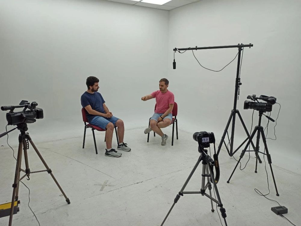 Grabando programa "Las entrevistas de Leganes" en el plato TVL 2021