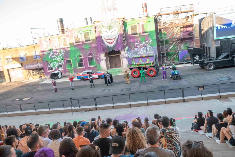 Espectaculo DC Super- Villains Stunt Show en parque warner  29-06-2026