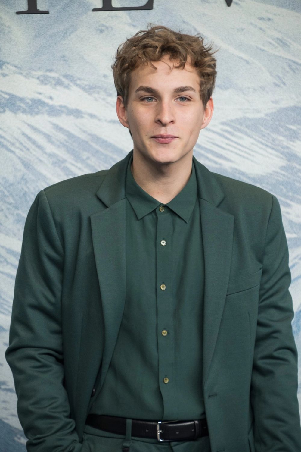Premiere La sociedad de la nieve 14-12-2023