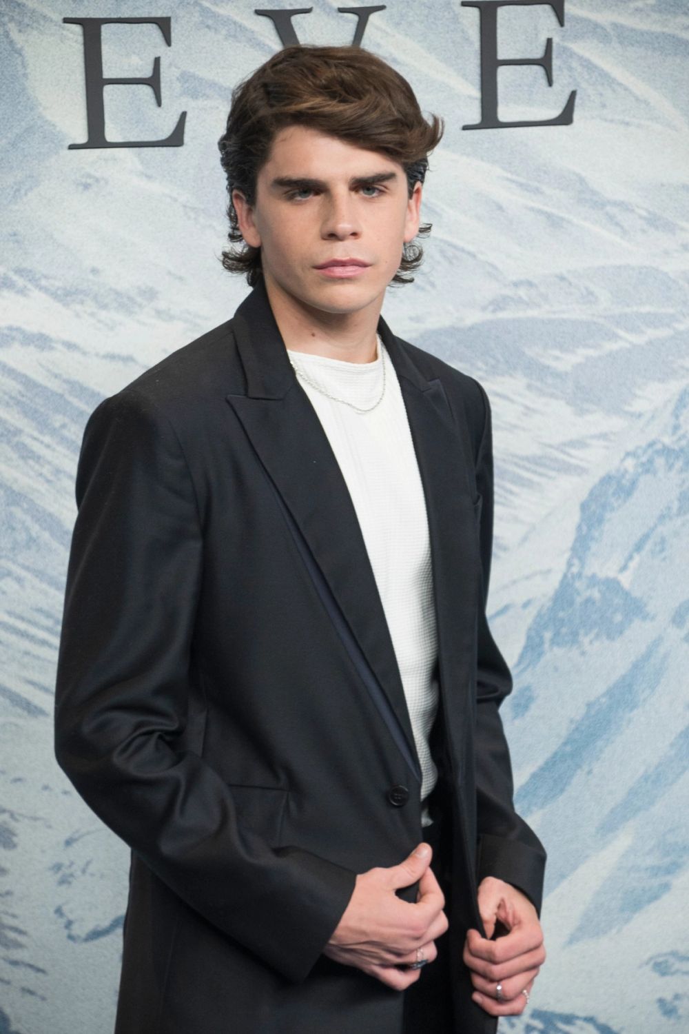 Premiere La sociedad de la nieve 14-12-2023
