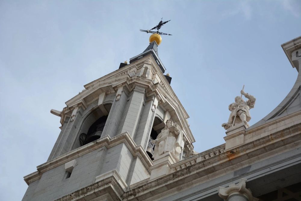 Palacio Real y catedral de la Almudena (Madrid) 15-08-2017