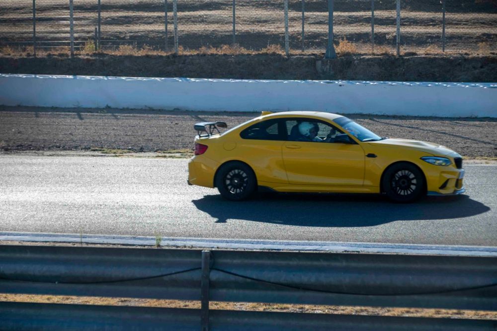 exhibición de coches en el circuito del jarama 19-09-2026