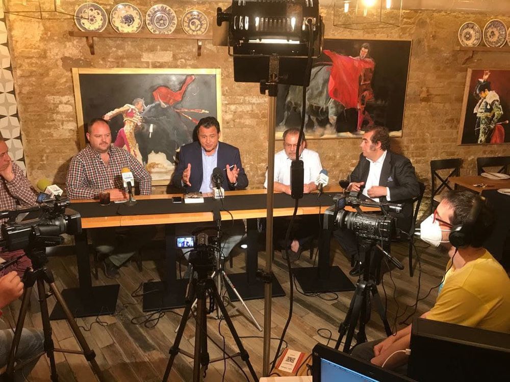 Grabando programa "la andanada del 5" temporada 2021