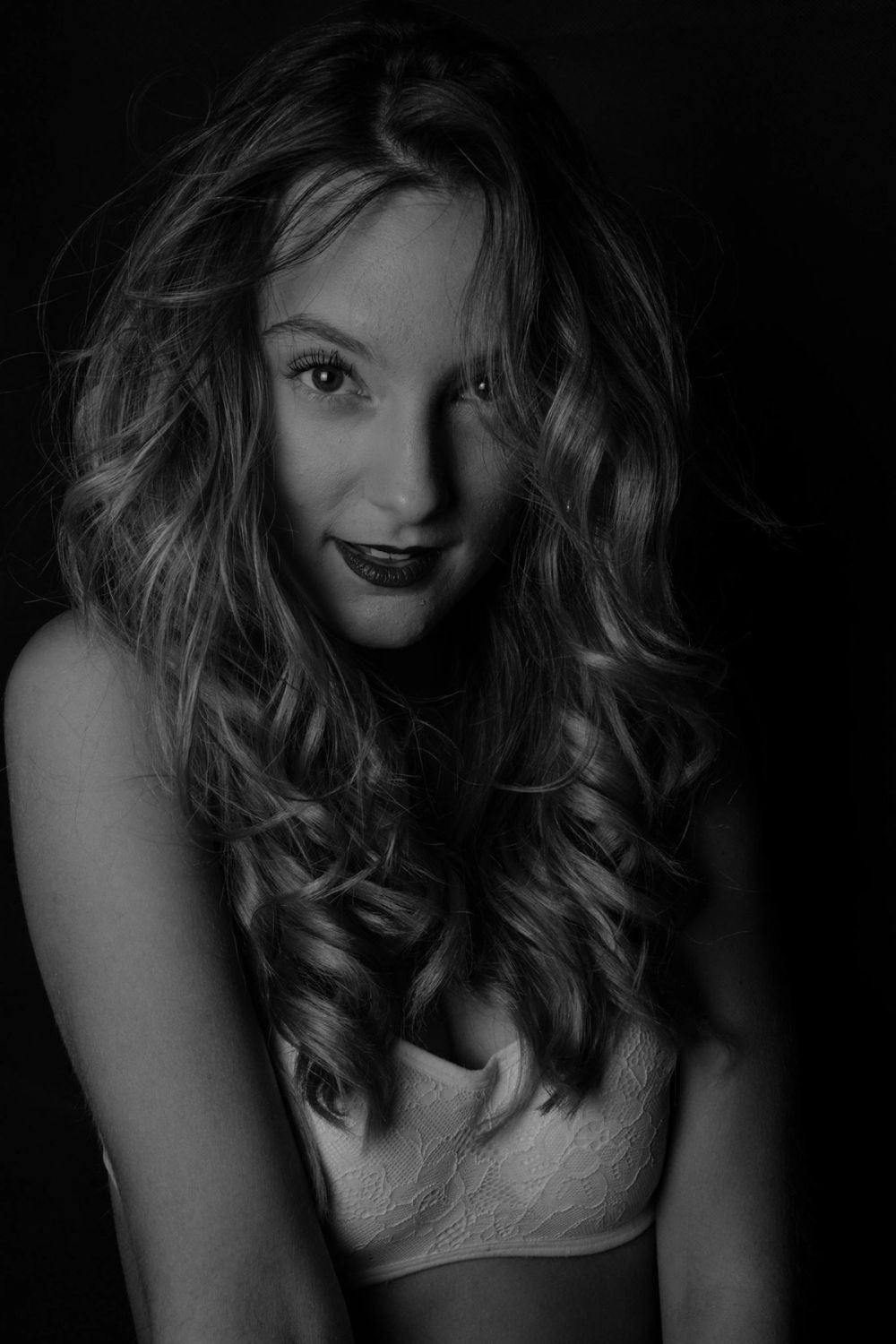 Natalie En Blanco y Negro 26-11-2018