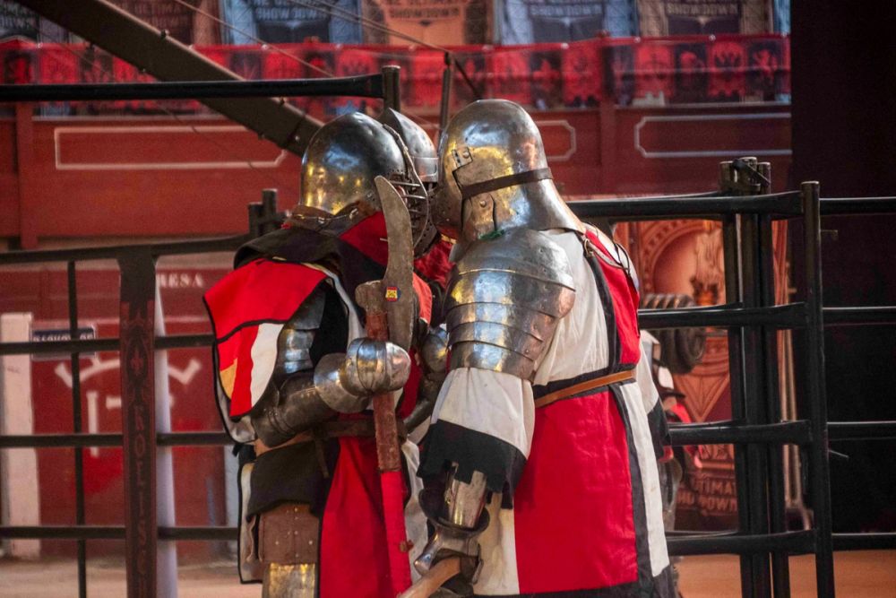 Combates en Koliseum 27-06-2026