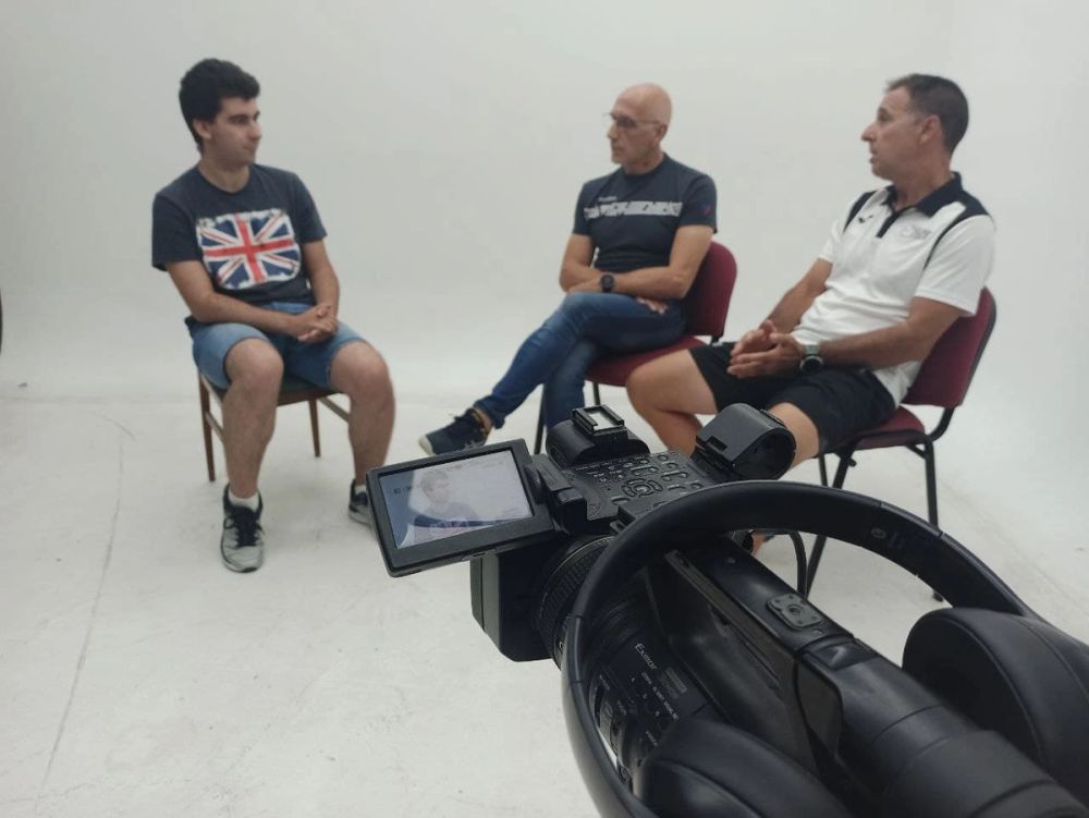Grabando programa "Las entrevistas de Leganes" en el plato TVL 2021