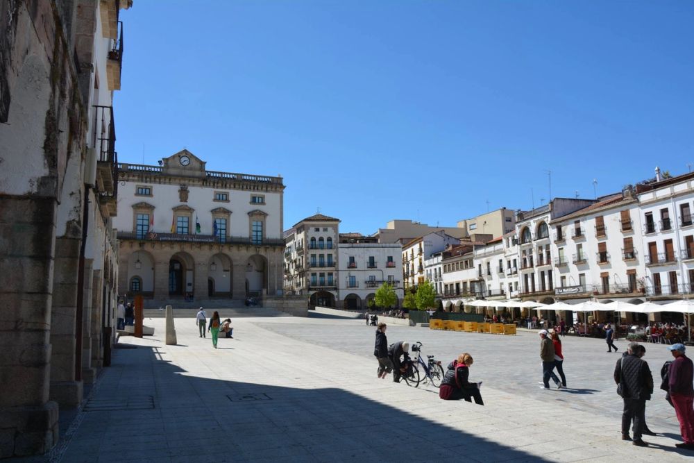 Caceres 2017