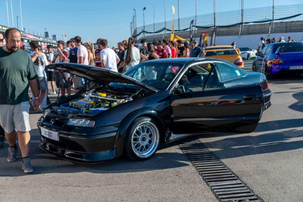 exhibición de coches en el circuito del jarama 19-09-2026
