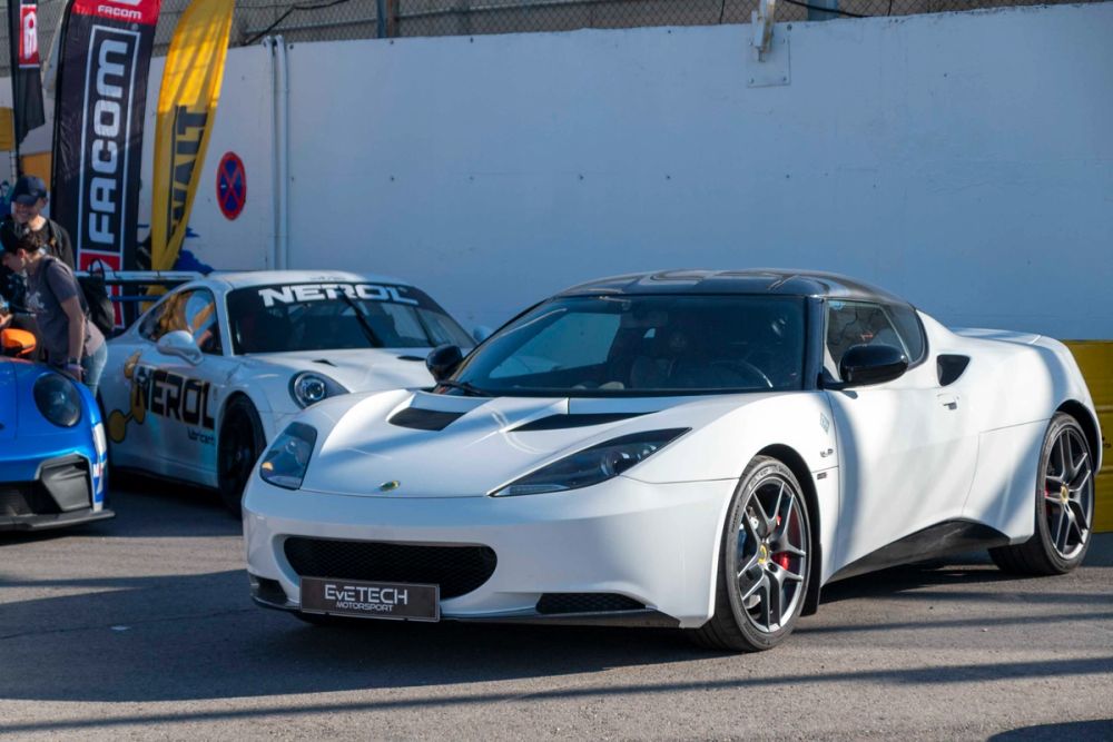exhibición de coches en el circuito del jarama 19-09-2026