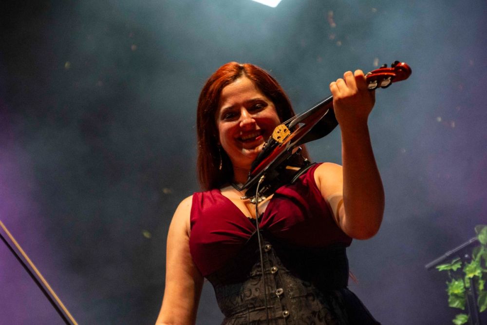Concierto de Kinnia en Koliseum 27-06-2026