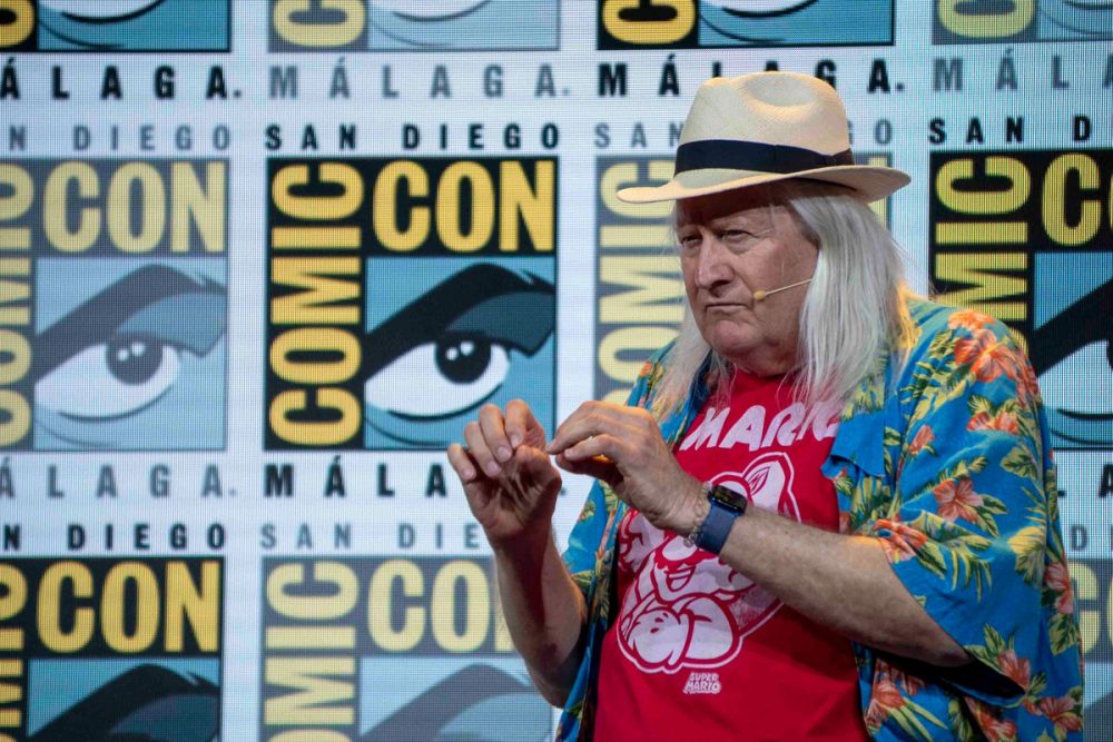 Panel de Charles Martinet (Voz mario bros)