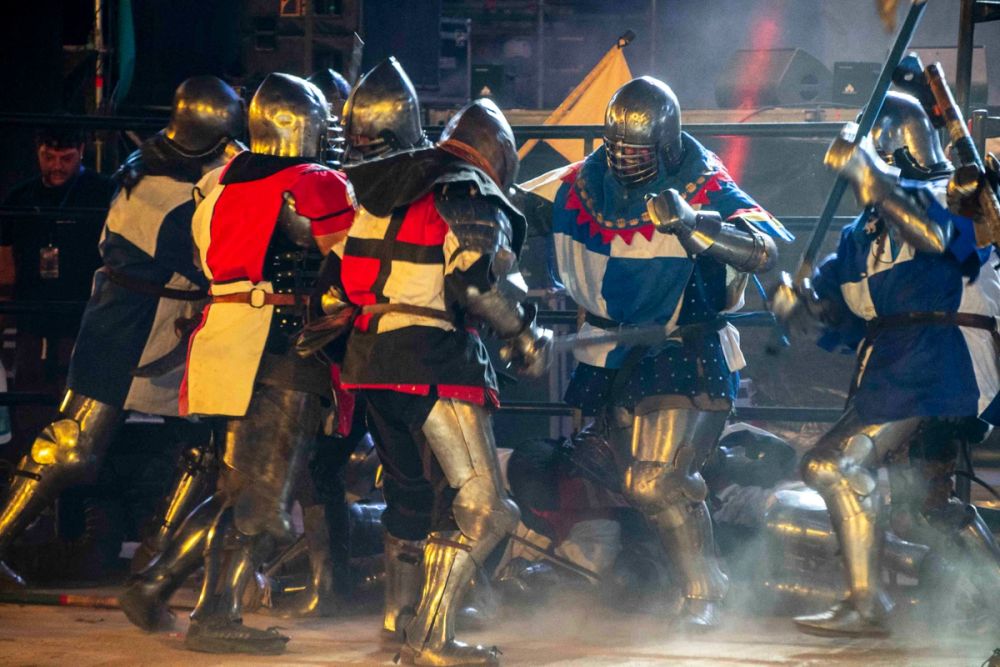 Combates en Koliseum 27-06-2026