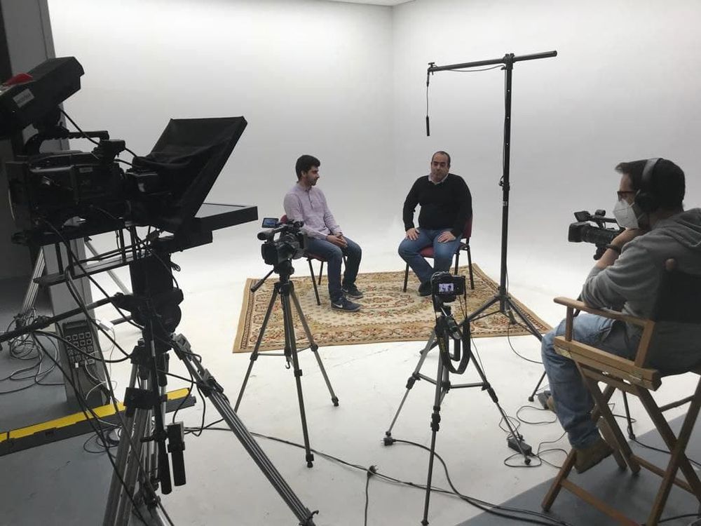 Grabando programa "Las entrevistas de Leganes" en el plato TVL 2021