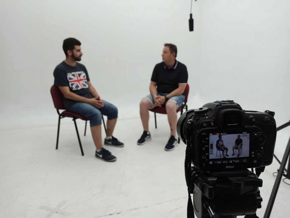 Grabando programa "Las entrevistas de Leganes" en el plato TVL 2021