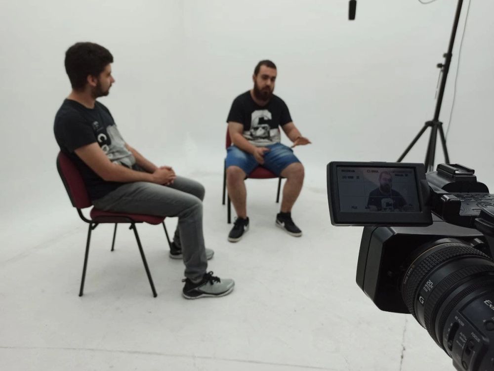 Grabando programa "Las entrevistas de Leganes" en el plato TVL 2021