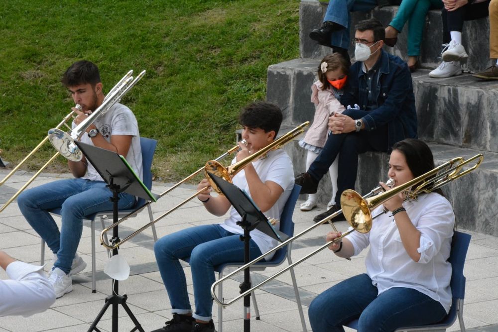 Actuacion de la escuela conservatorio Manuel Rodriguez Sales 2019