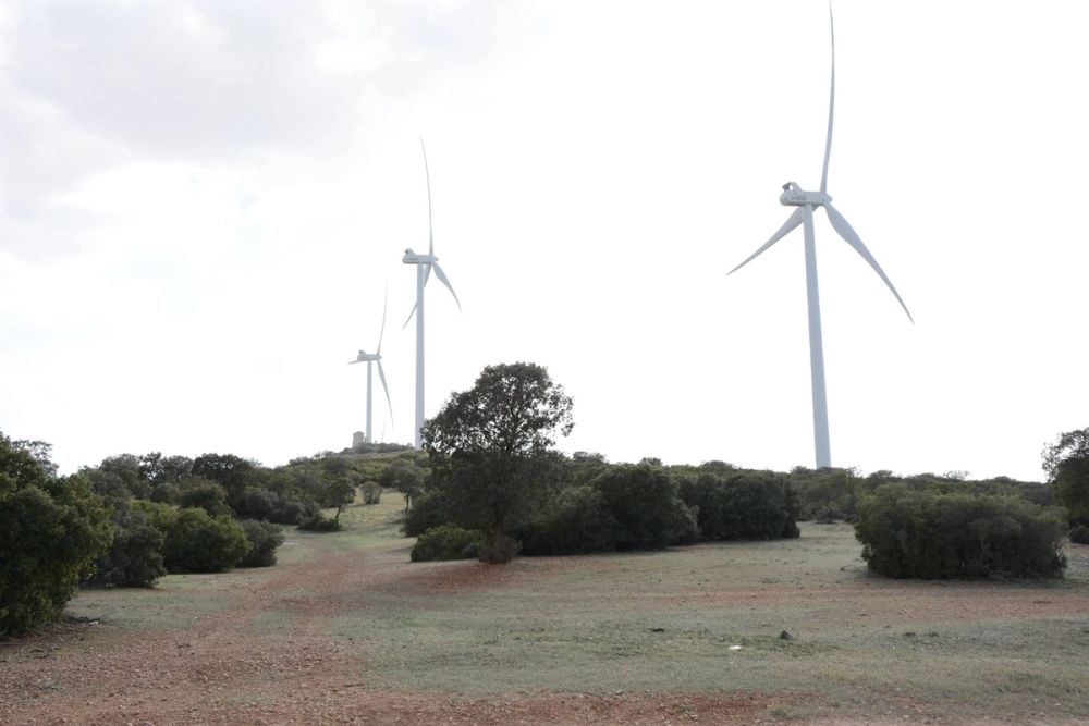Cerro de San Anton, parque eolico y Ermita de San Anton (Lillo) 2017