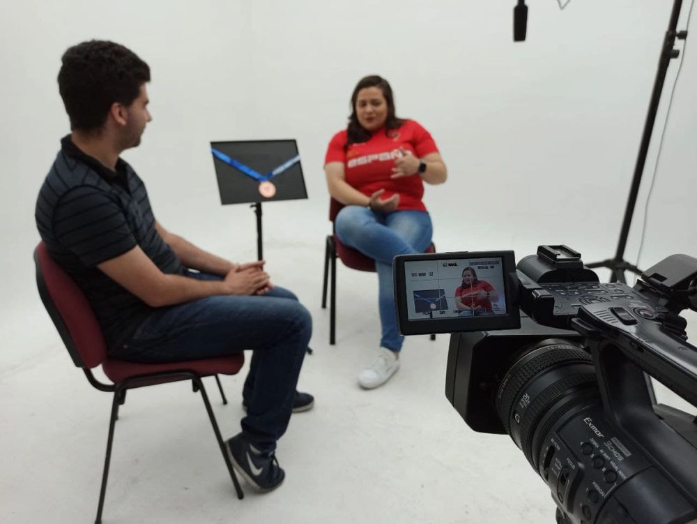Grabando programa "Las entrevistas de Leganes" en el plato TVL 2021