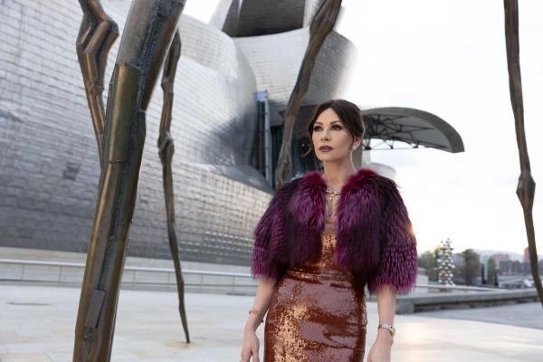 KILL JACKIE,   protagonizada por Catherine Zeta-Jones se estrena el 2 de octubre en HBO Max