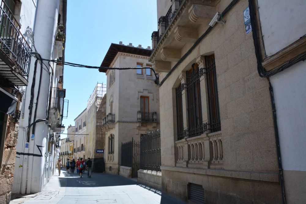 Caceres 2017