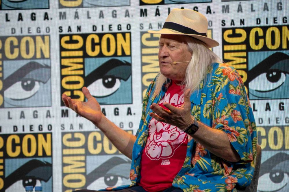 Panel de Charles Martinet (Voz mario bros)