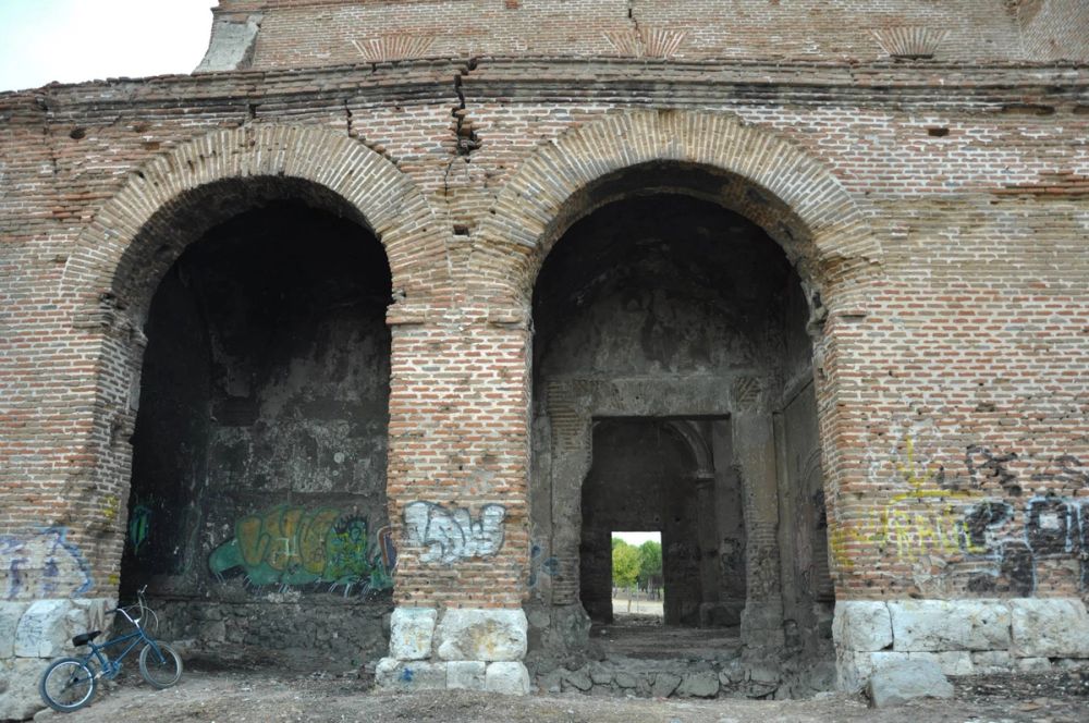 Iglesia de San Pedro Apóstol (parque Polvoranca (Leganes)) 30-08-2014
