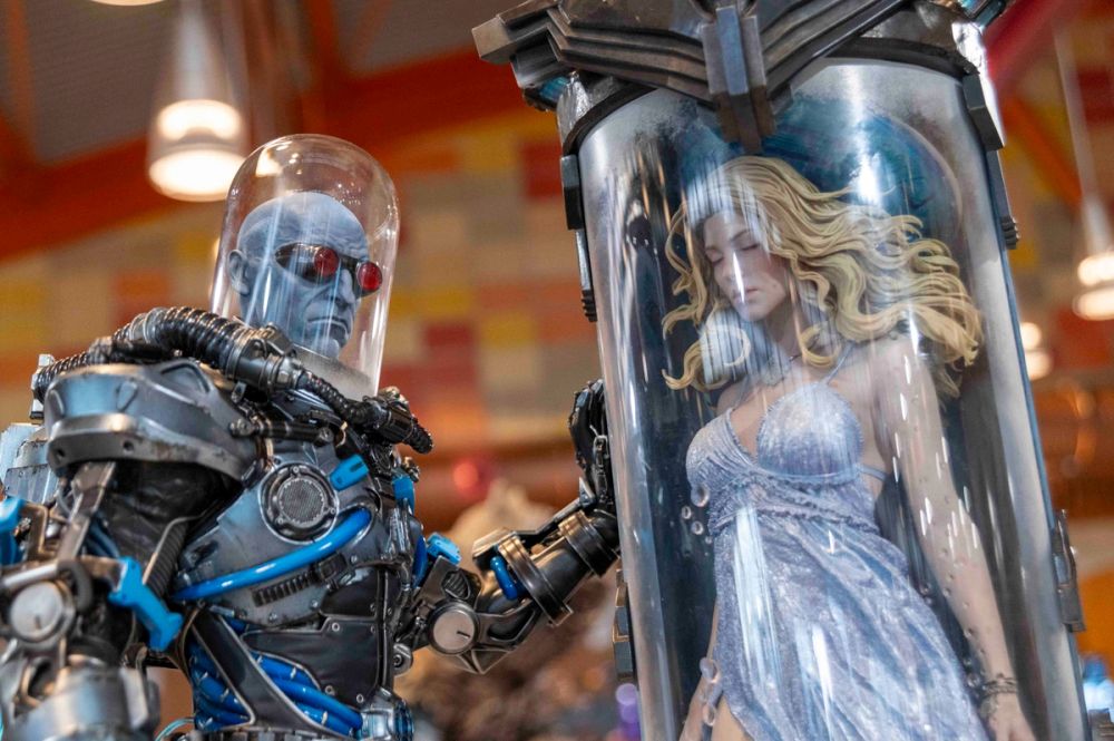 Coleccion de figuras en la comiccon san diego malaga