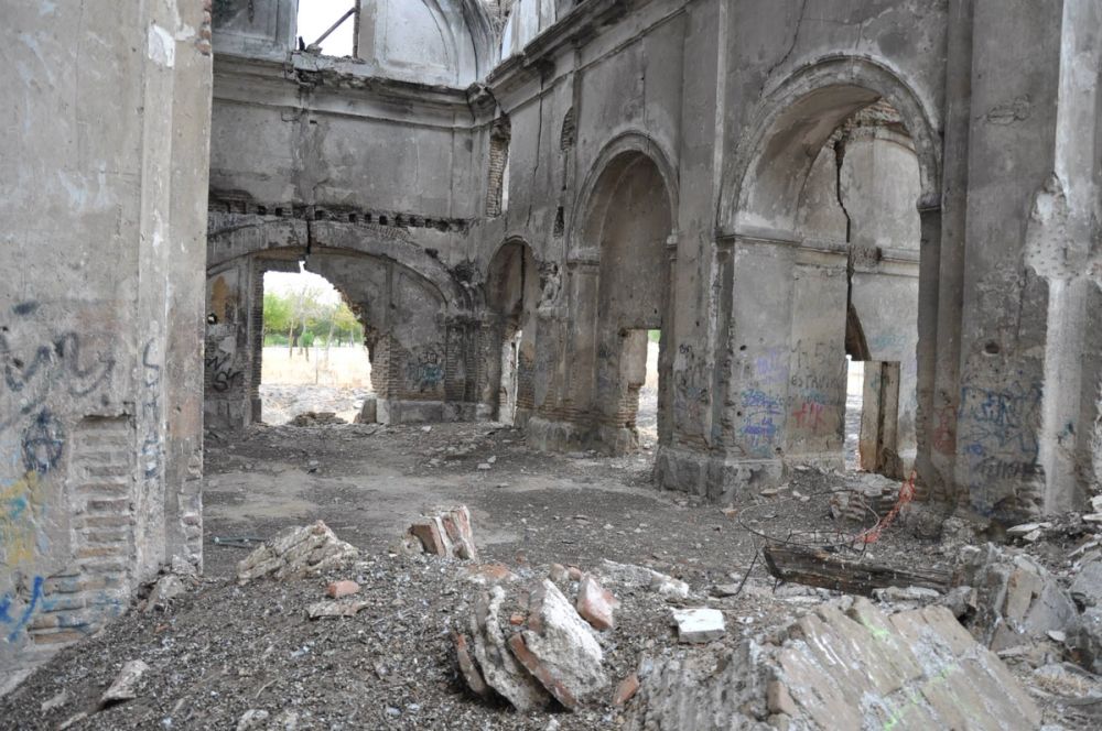 Iglesia de San Pedro Apóstol (parque Polvoranca (Leganes)) 30-08-2014