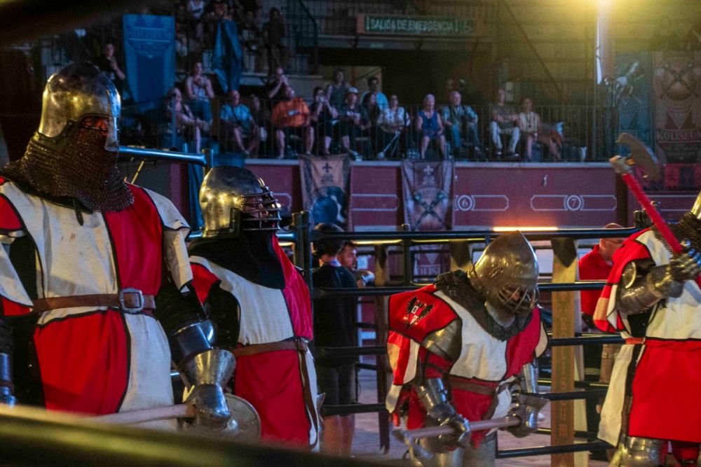 Combates en Koliseum 27-06-2026