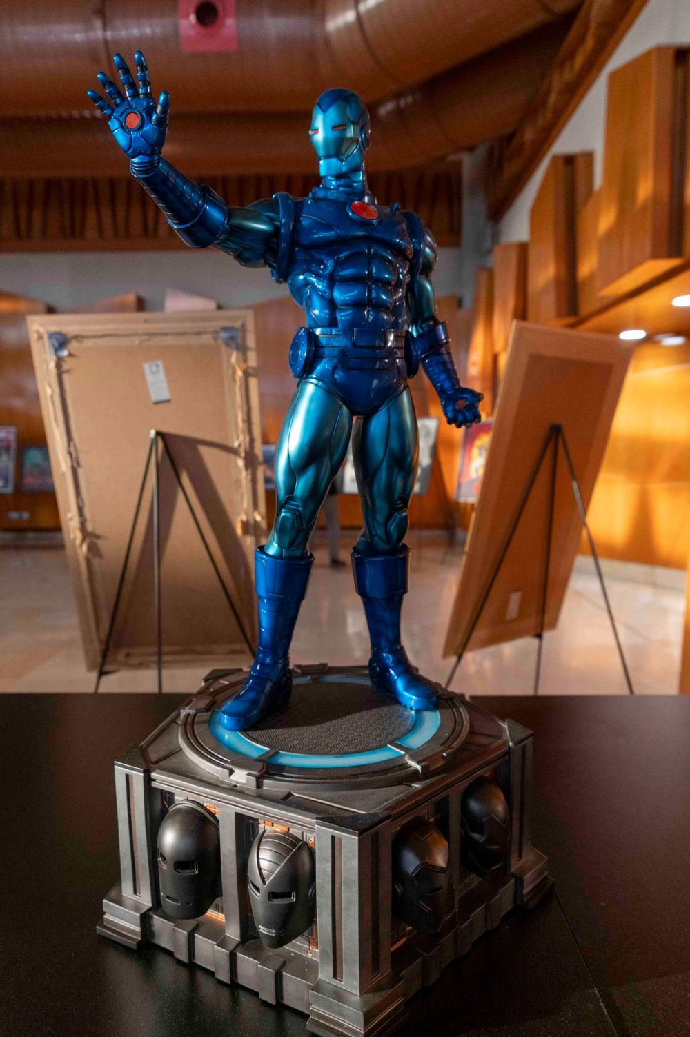 Coleccion de figuras en la comiccon san diego malaga